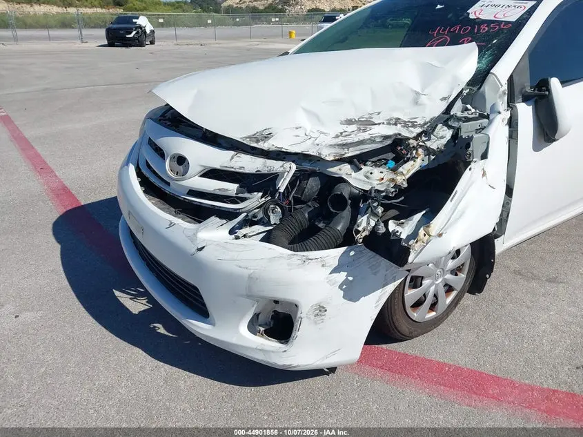 2011 TOYOTA COROLLA LE