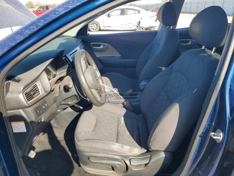 2018 KIA NIRO LX  