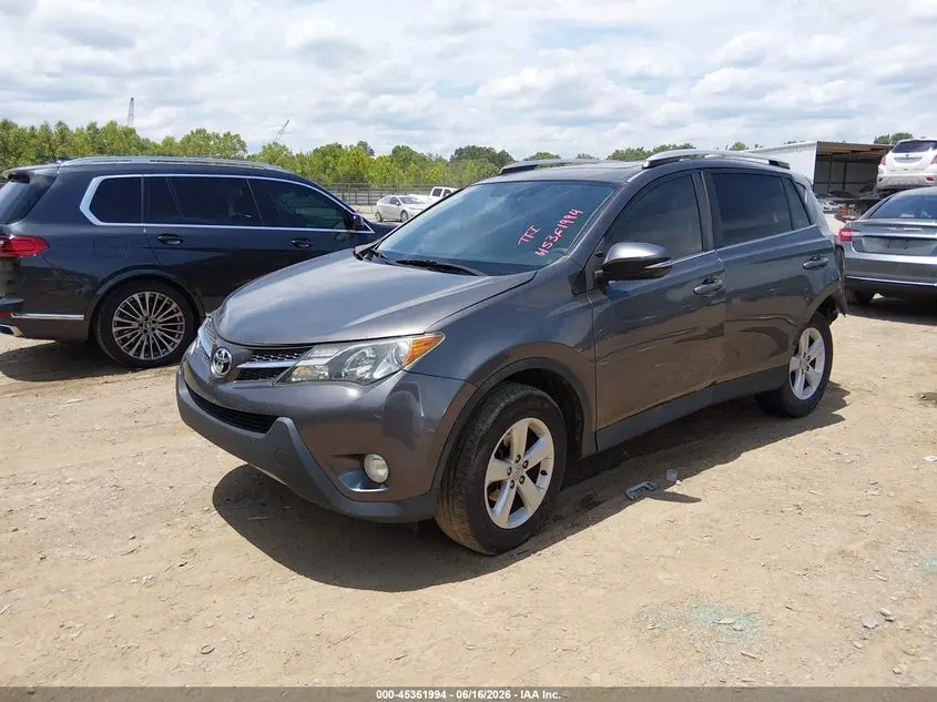 2014 TOYOTA RAV4 XLE