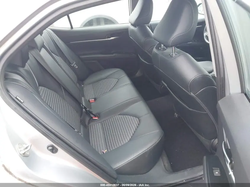 2020 TOYOTA CAMRY SE NIGHTSHADE EDITION AWD