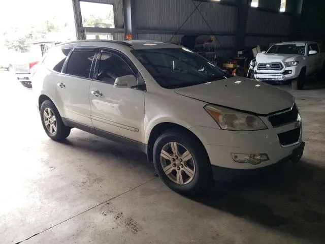 2010 CHEVROLET TRAVERSE LT