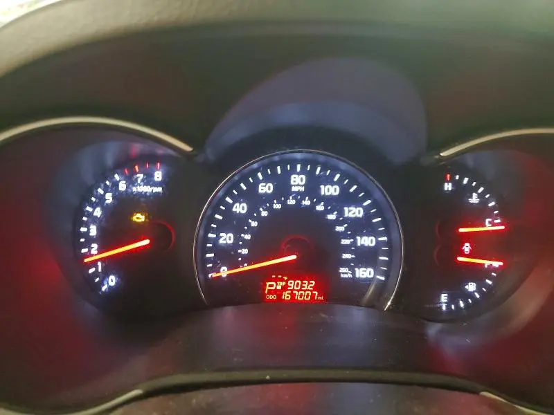 2014 KIA SORENTO LX  