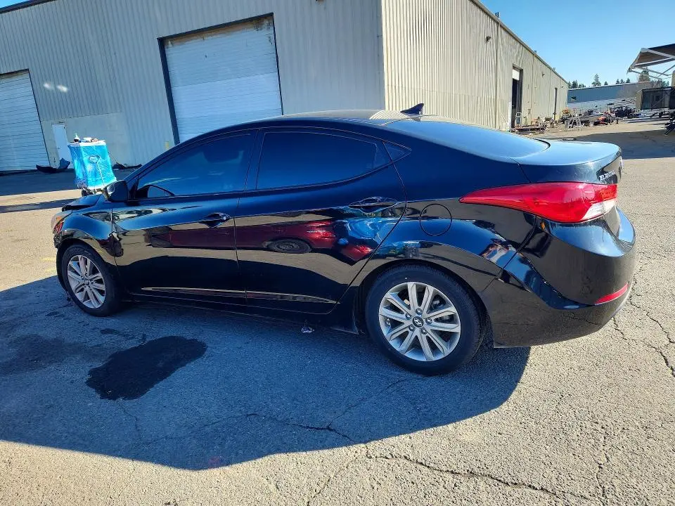 2014 HYUNDAI ELANTRA SE  