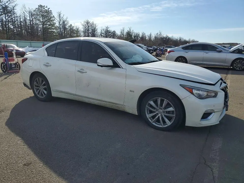 2018 INFINITI Q50 3.0T LUXE  
