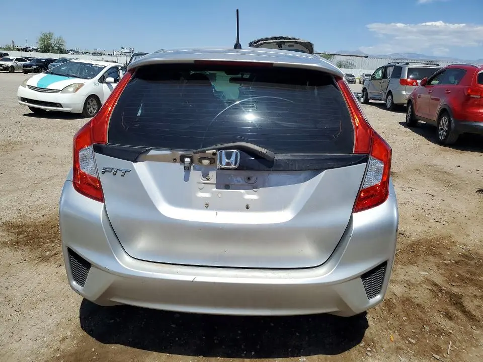 2015 HONDA FIT LX  