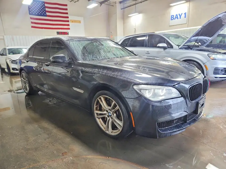 2013 BMW 750 LXI  