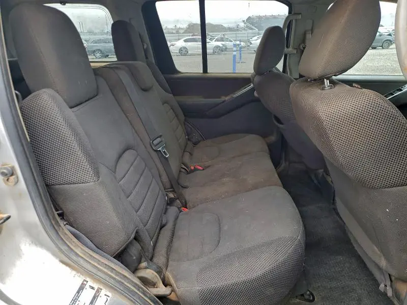 2012 NISSAN PATHFINDER S  