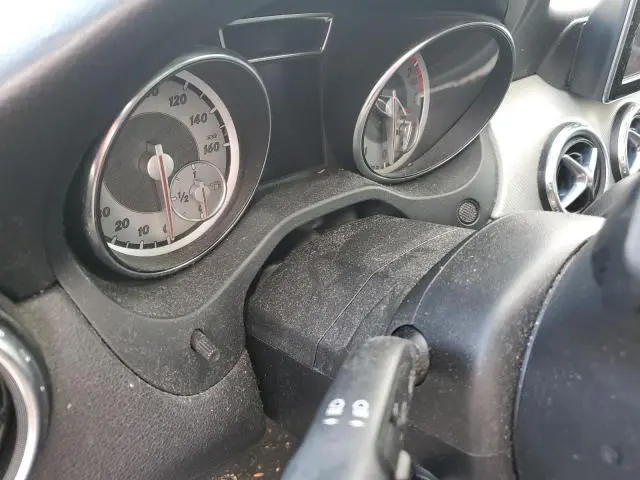 2015 MERCEDES-BENZ GLA 250 4MATIC  