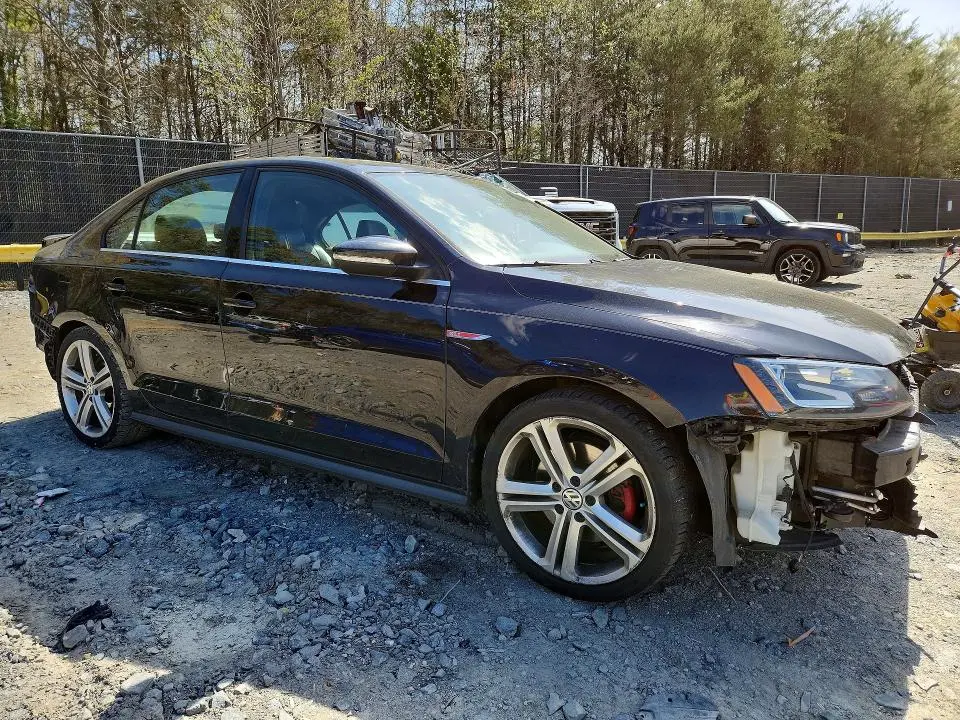 2016 VOLKSWAGEN JETTA GLI  