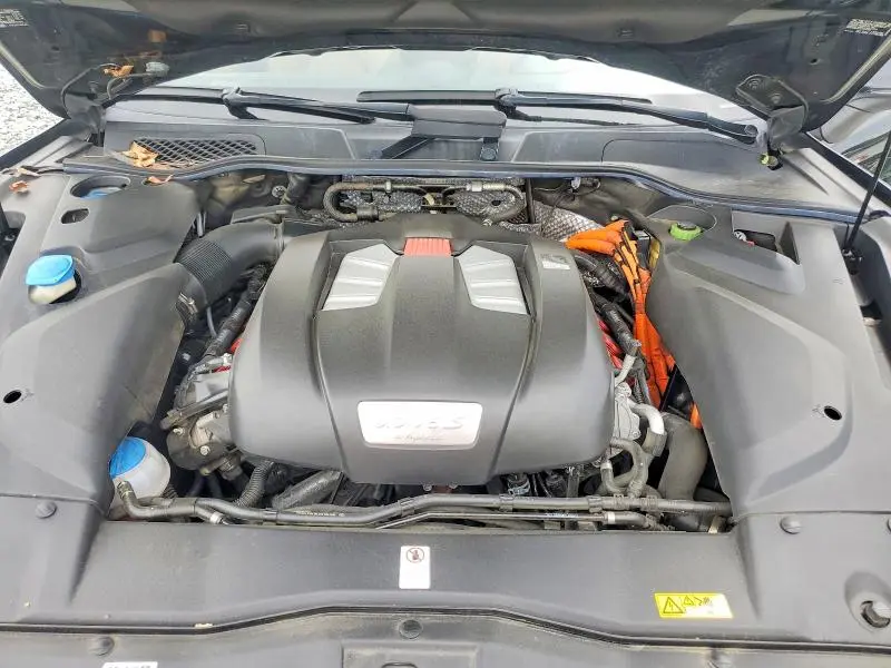 2018 PORSCHE CAYENNE SE HYBRID PLATINUM  