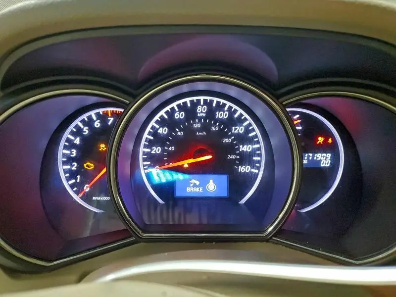 2012 NISSAN MURANO S  