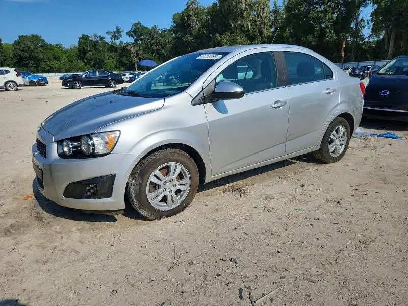 2015 CHEVROLET SONIC LT  