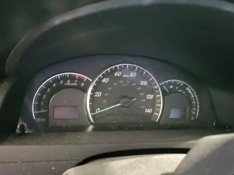 2012 TOYOTA CAMRY XLE  
