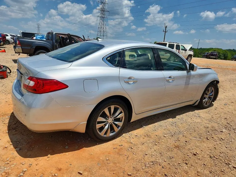 2013 INFINITI M37 X  