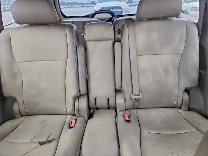 2012 TOYOTA HIGHLANDER LIMITED  