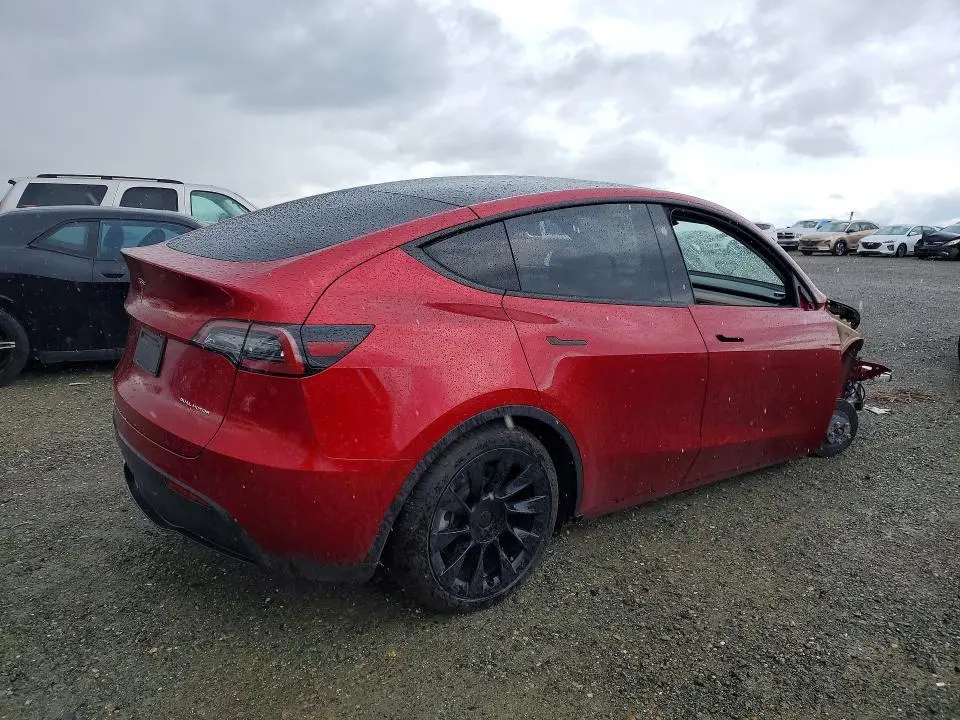 2024 TESLA MODEL Y   