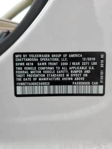 2017 VOLKSWAGEN PASSAT SE  