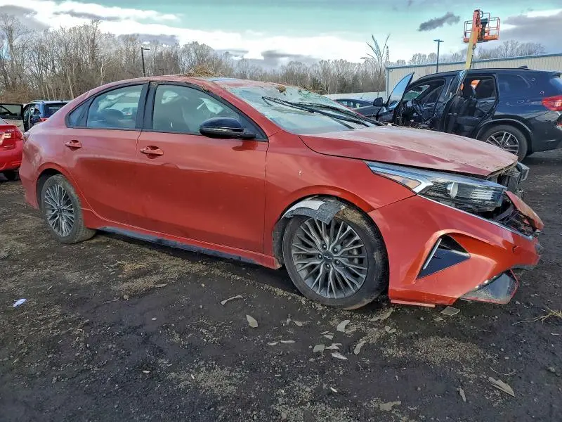 2022 KIA FORTE GT LINE  