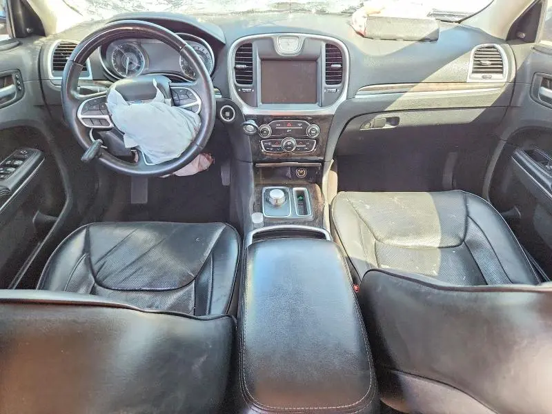 2017 CHRYSLER 300C   