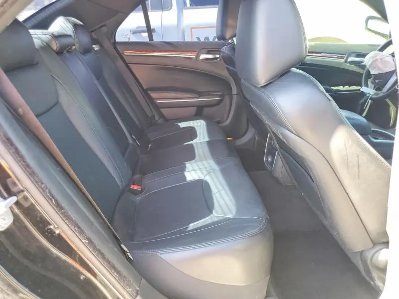 2014 CHRYSLER 300   