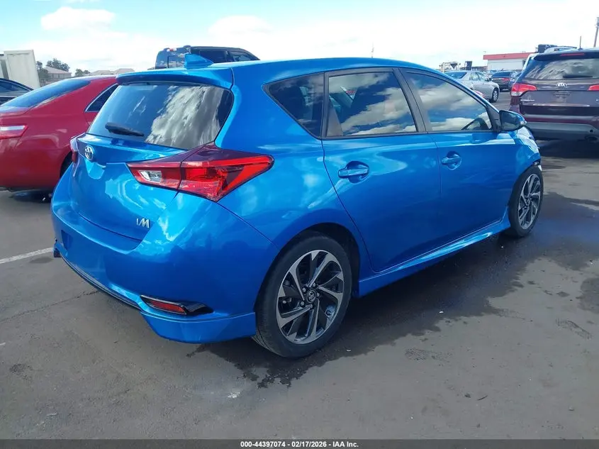 2018 TOYOTA COROLLA IM  
