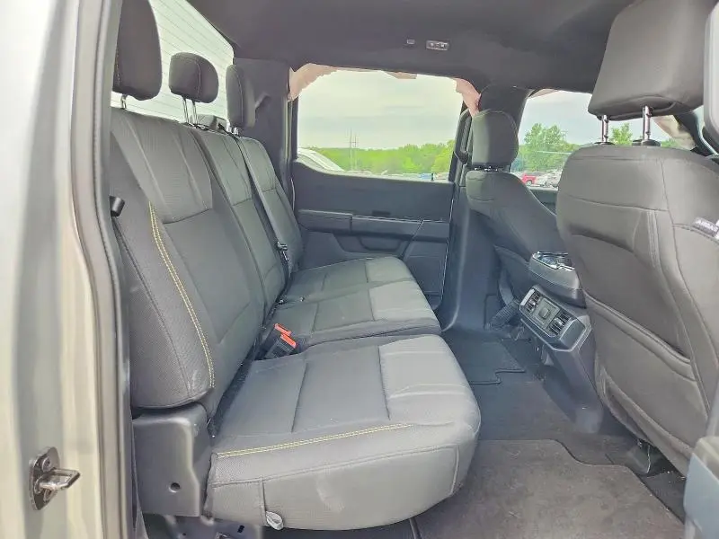 2024 FORD F150 STX  