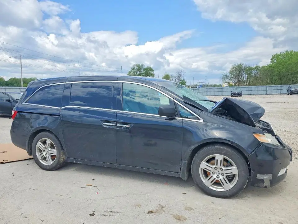 2011 HONDA ODYSSEY TOURING  