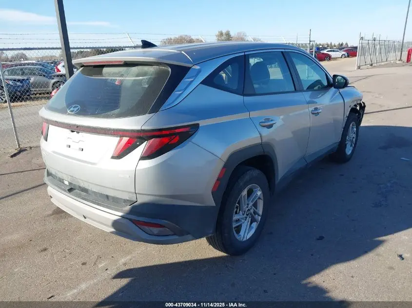 2025 HYUNDAI TUCSON SE