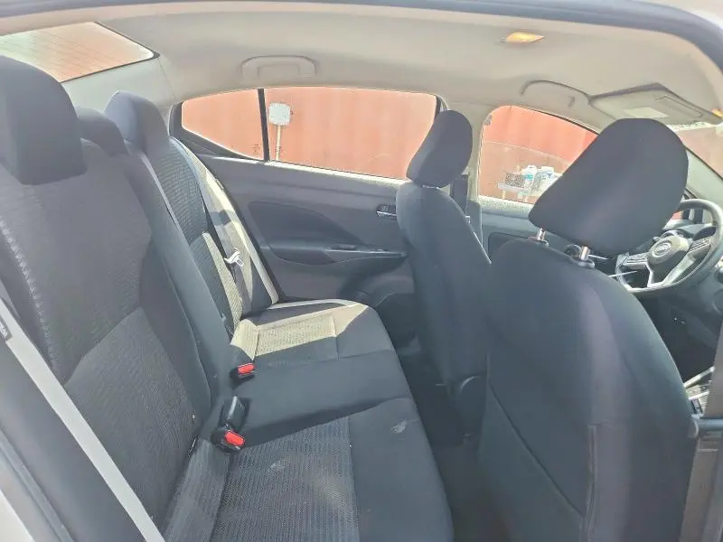 2022 NISSAN VERSA SV  