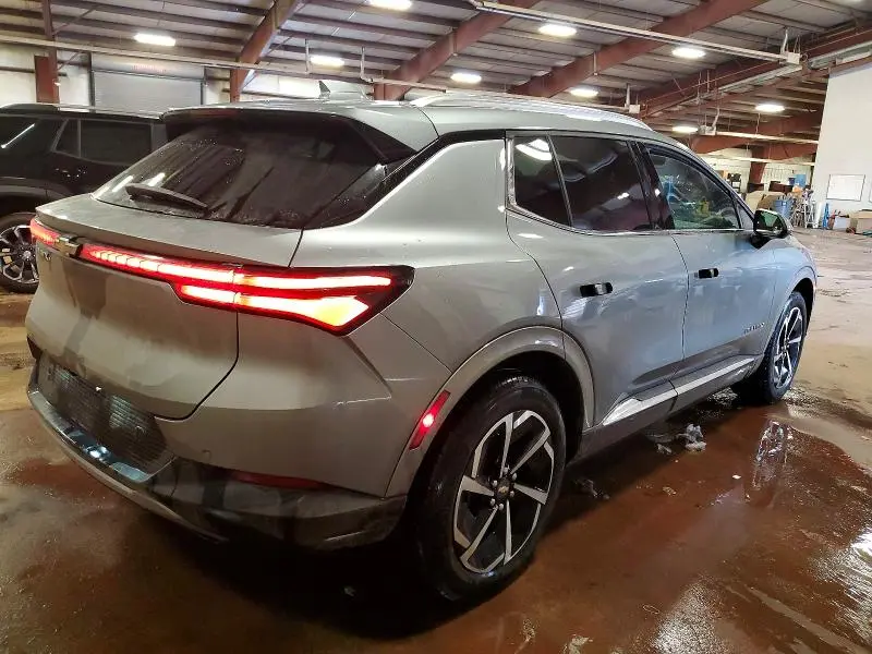 2024 CHEVROLET EQUINOX 2LT  