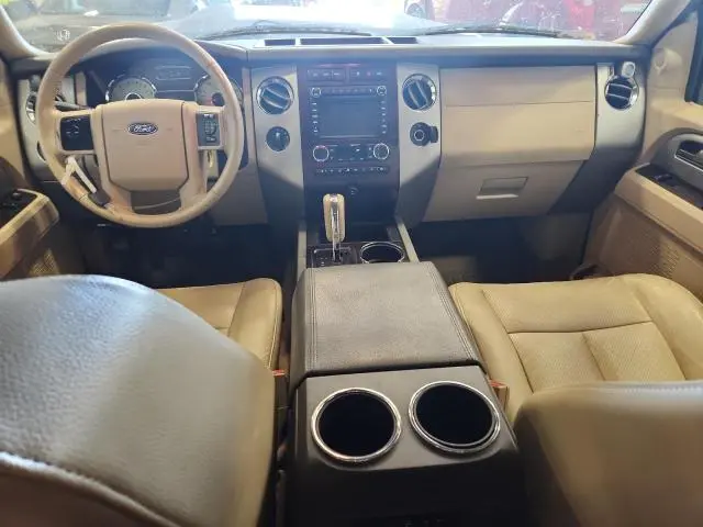 2011 FORD EXPEDITION XLT  