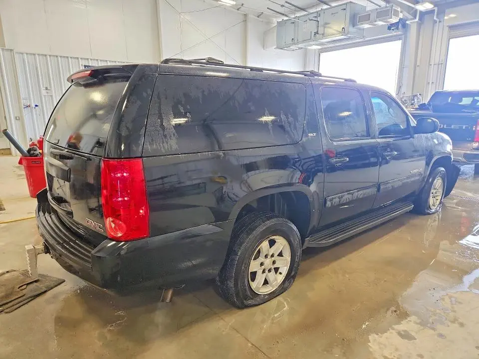 2013 GMC YUKON XL K1500 SLT  