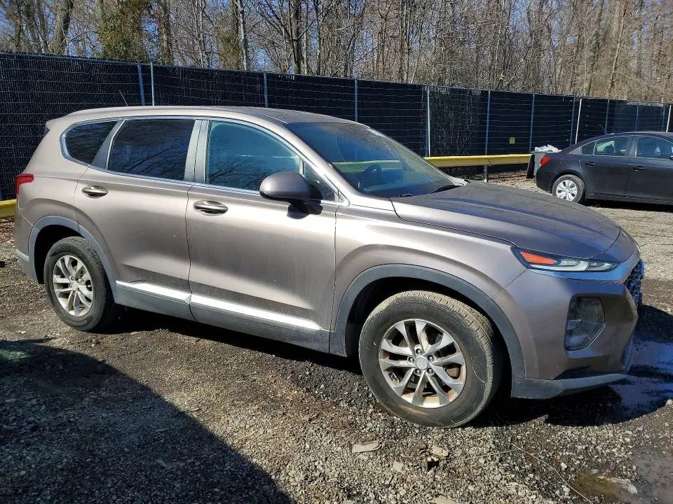 2019 HYUNDAI SANTA FE SE 2.4L  