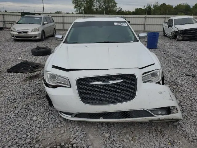 2016 CHRYSLER 300C