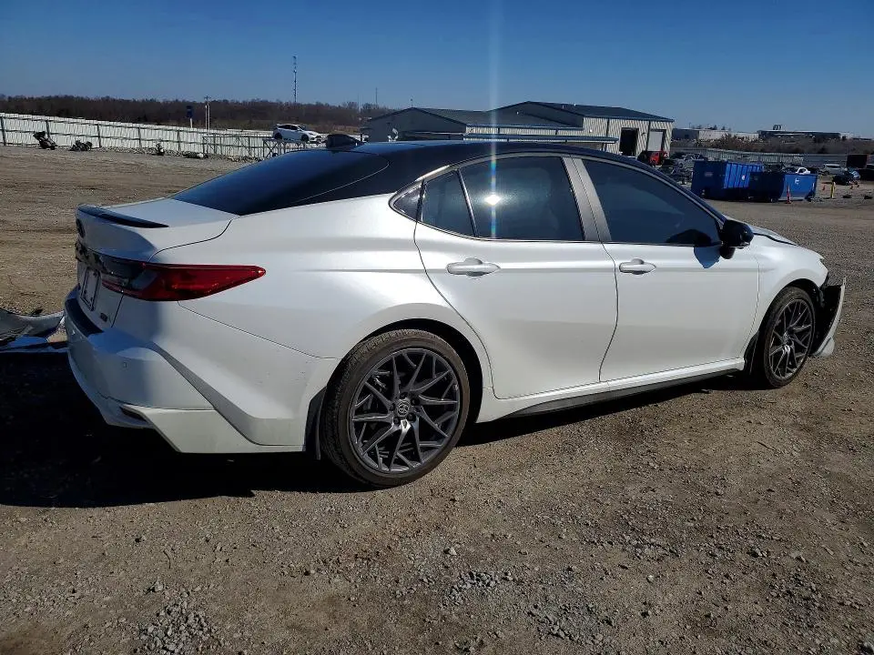 2025 TOYOTA CAMRY XSE  