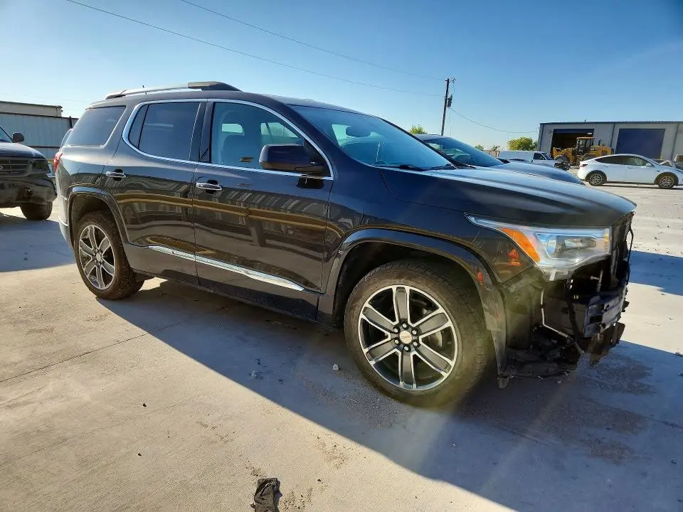 2018 GMC ACADIA DENALI  