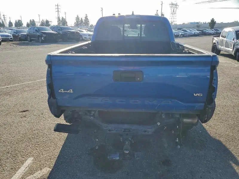 2016 TOYOTA TACOMA DOUBLE CAB  