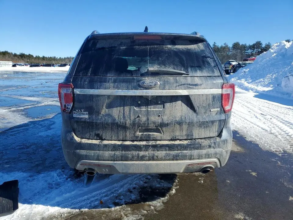 2017 FORD EXPLORER XLT  
