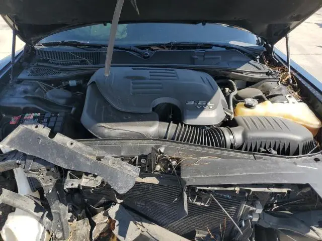 2016 DODGE CHALLENGER SXT  