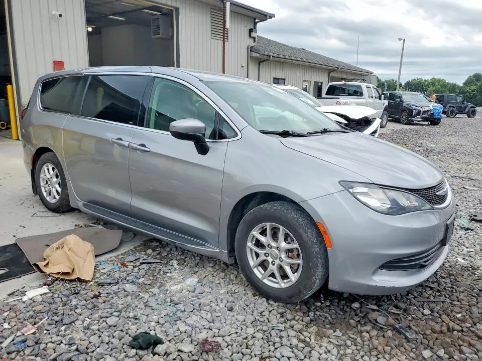 2019 CHRYSLER PACIFICA LX  
