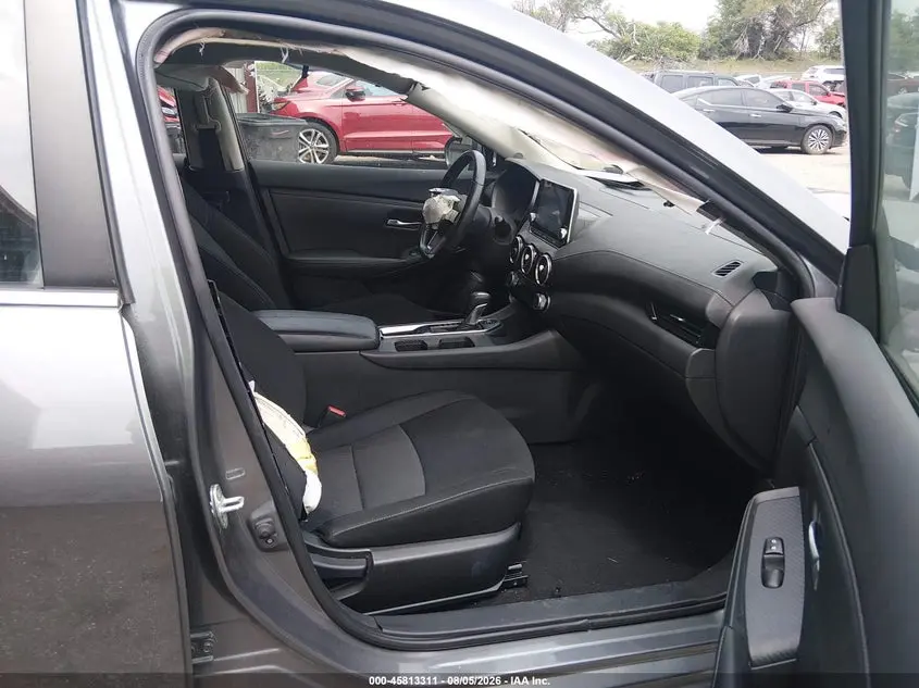 2022 NISSAN SENTRA SV XTRONIC CVT
