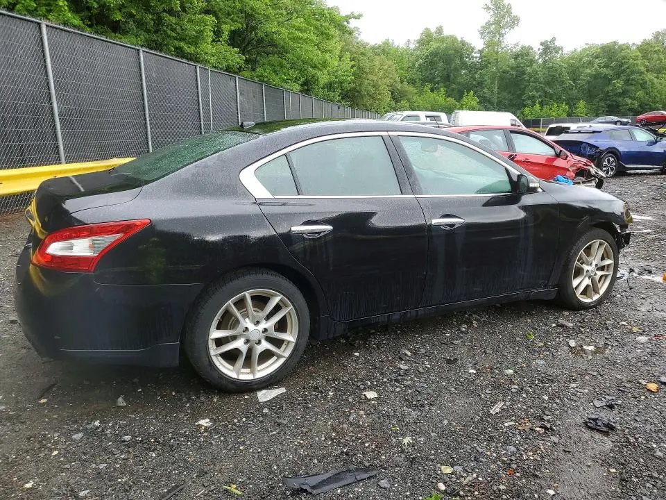 2011 NISSAN MAXIMA 3.5 S  
