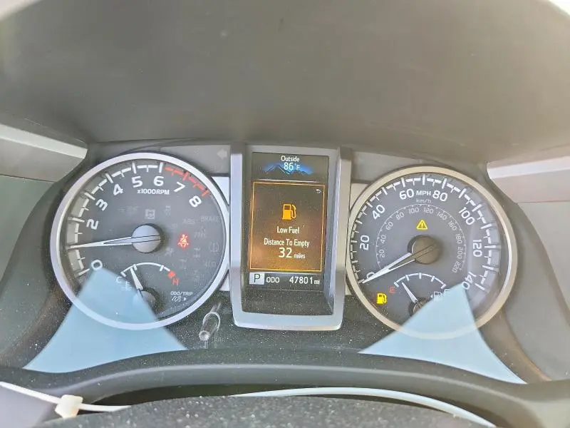2022 TOYOTA TACOMA LIMITED  