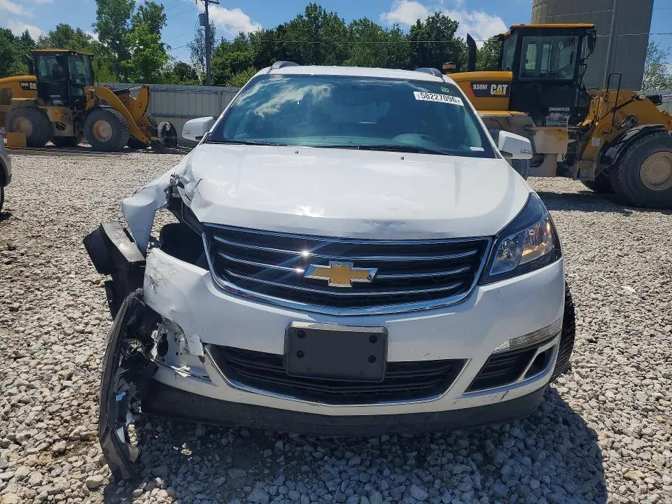 2017 CHEVROLET TRAVERSE LT  
