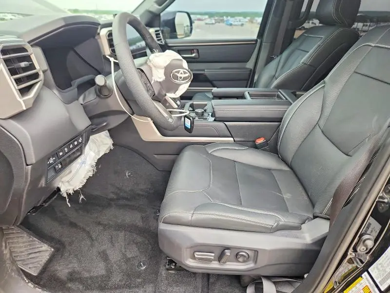 2026 TOYOTA TUNDRA CREWMAX LIMITED  