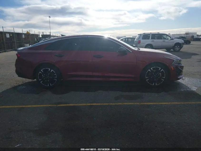 2022 KIA K5 GT-LINE