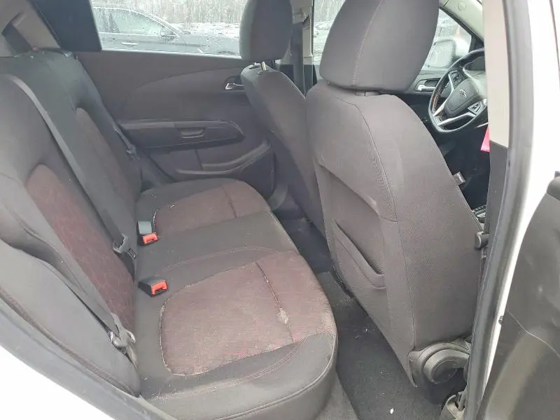 2019 CHEVROLET SONIC LT  
