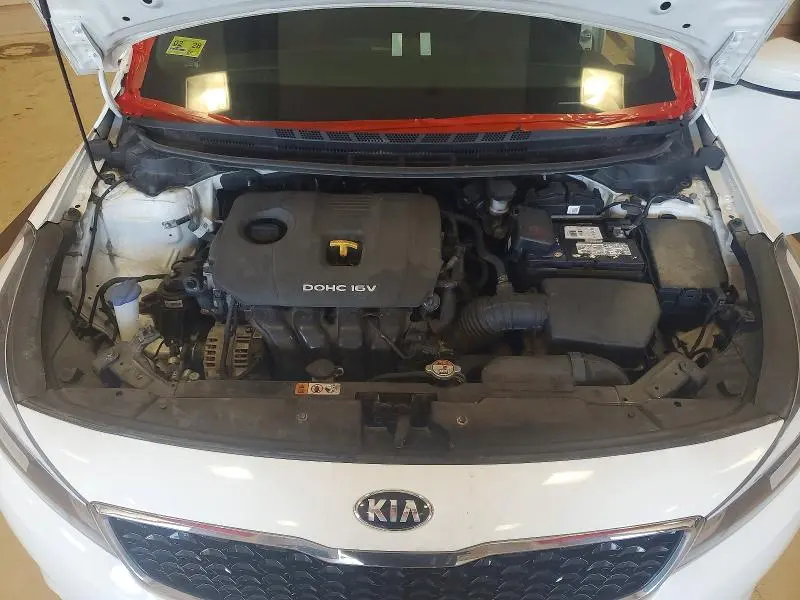 2017 KIA FORTE LX  