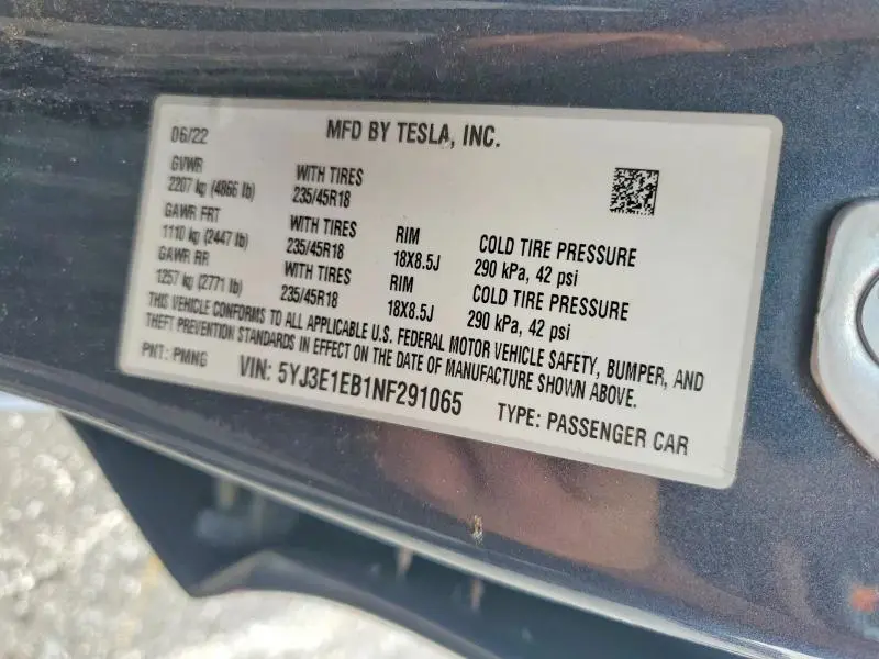 2022 TESLA MODEL 3   