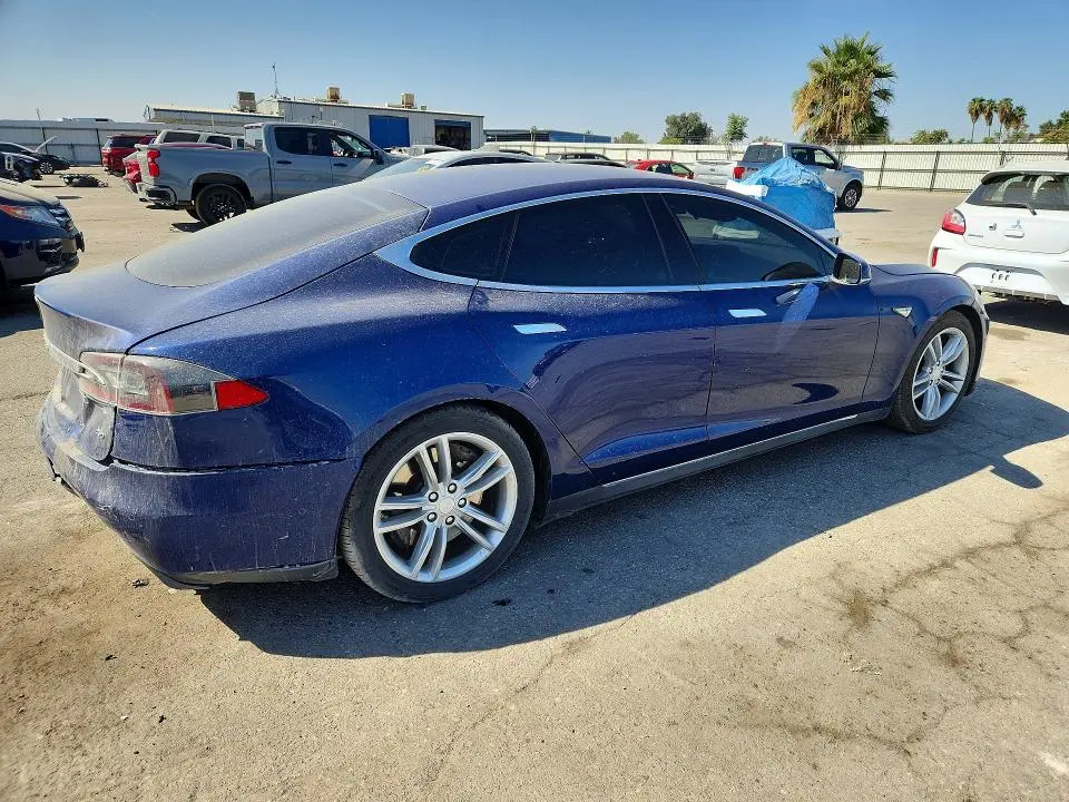 2015 TESLA MODEL S 85D  